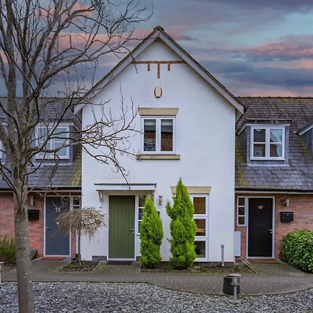 14 Castlegate, Tutbury Villa Dış mekan fotoğraf