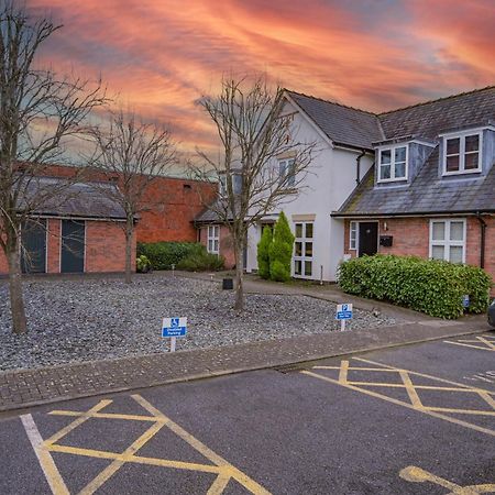 14 Castlegate, Tutbury Villa Dış mekan fotoğraf